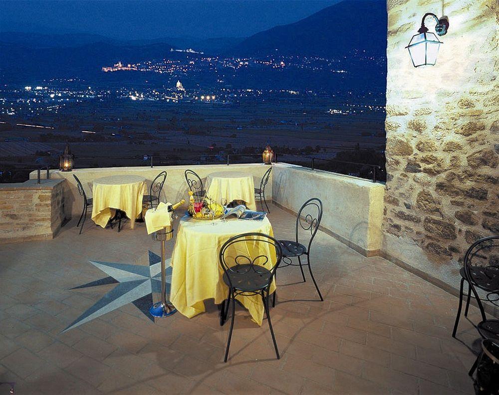 Relais La Corte Di Bettona Exterior foto