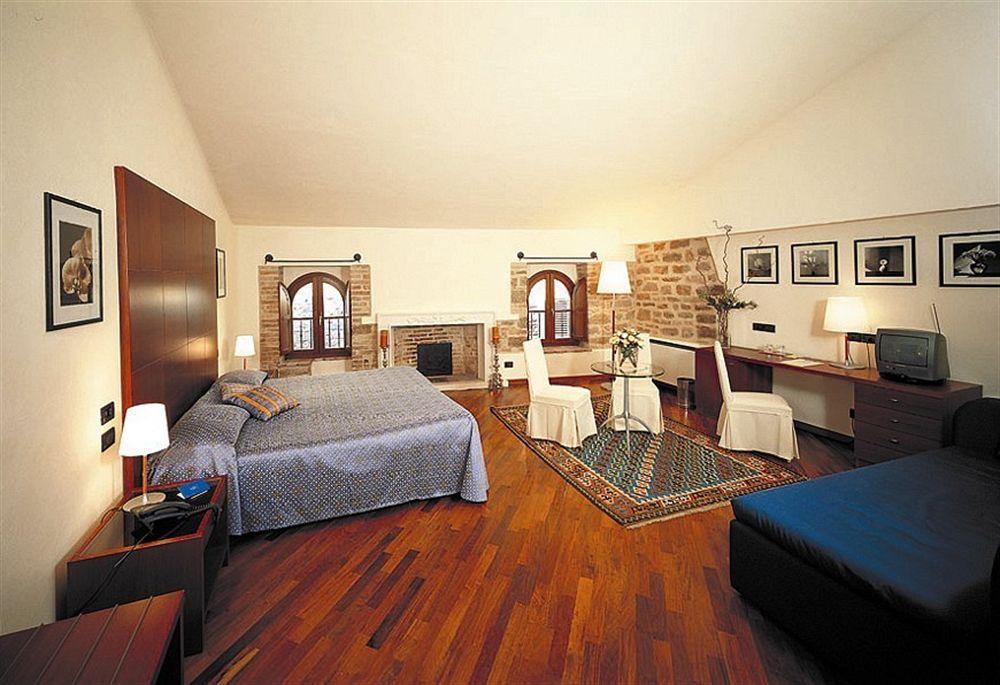 Relais La Corte Di Bettona Exterior foto